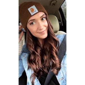 Meet your Posher, Abbey